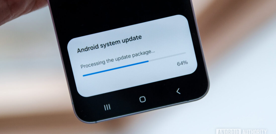 Android-System-Update-installing.jpg