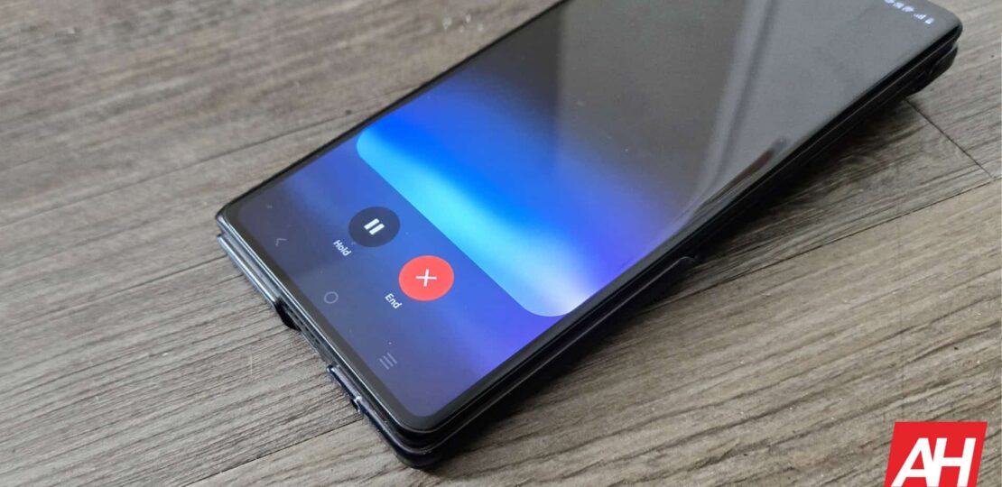 Gemini-Live-Phone.jpg