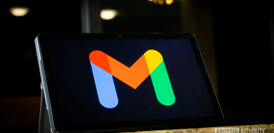 Gmail-on-tablet-stock-photo-2.jpg