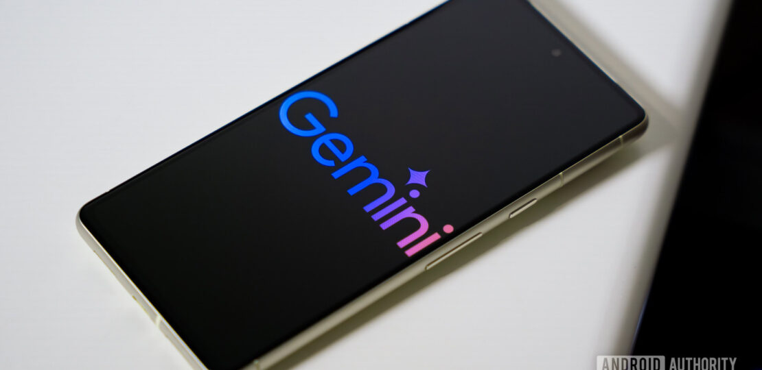 Google-Gemini-logo-on-smartphone-stock-photo-3.jpg