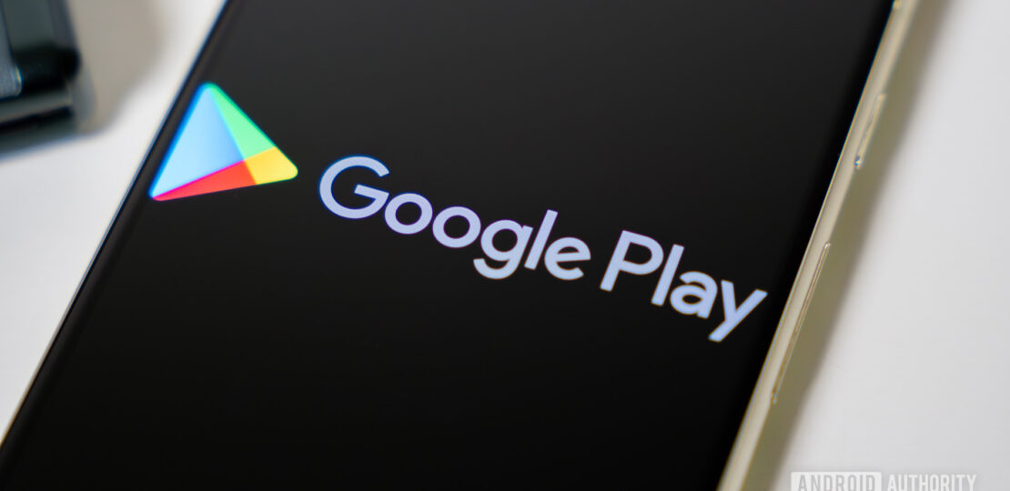 Google-Play-Store-logo-on-smartphone-stock-photo-2.jpg
