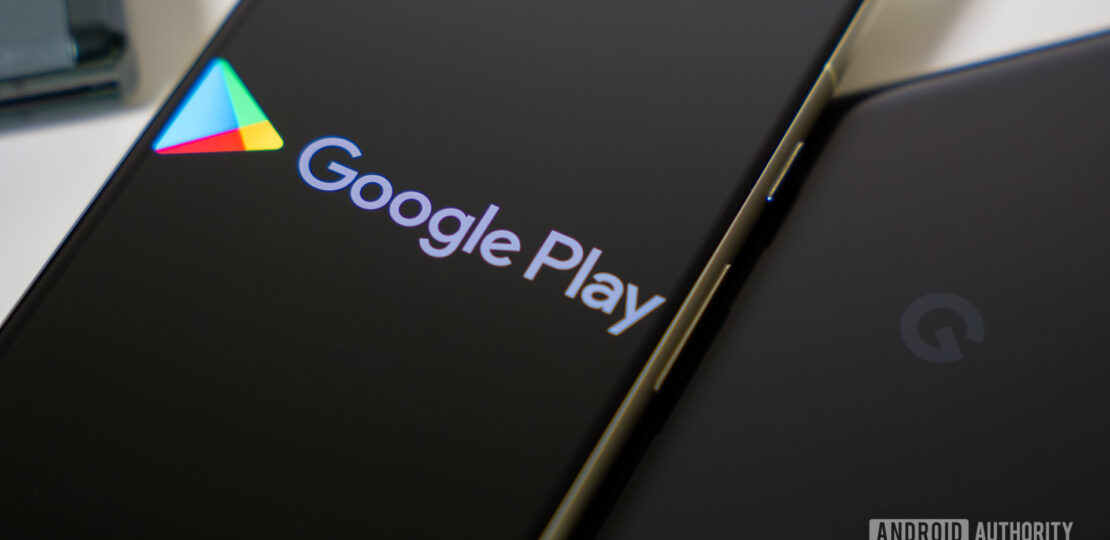 Google-Play-Store-logo-on-smartphone-stock-photo-3.jpg