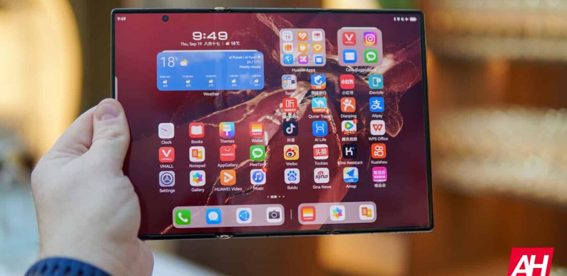 Huawei-Mate-XT-AH-38.jpg