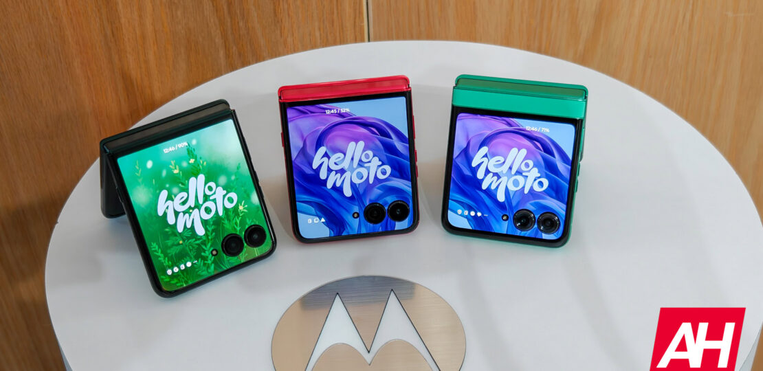 Motorola-Razr-Ultra-AM-AH.jpg