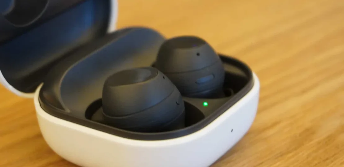 Samsung-Galaxy-Buds-FE-AM-AH-3-jpg.webp.webp