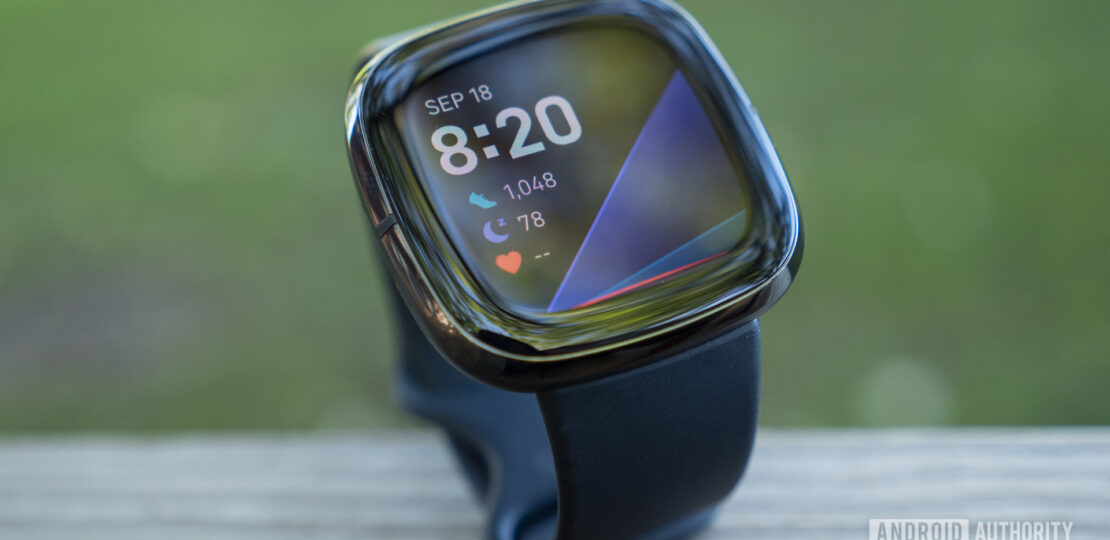 fitbit-sense-review-design-display-watch-face-3.jpg