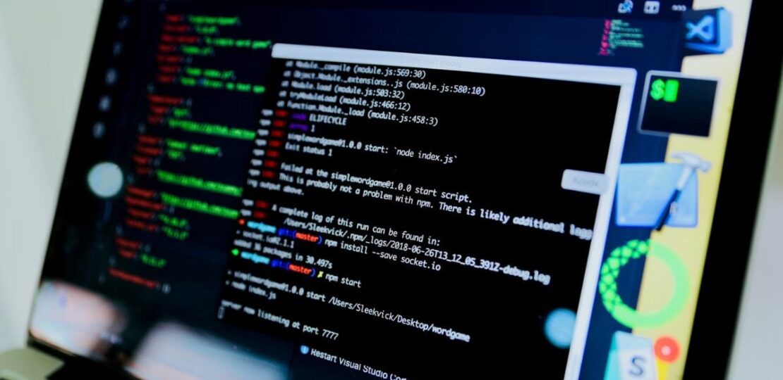 hacking_unsplash_desola_1746794358663.jpg