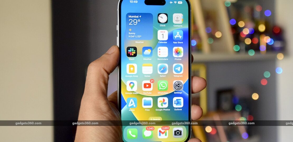 iphone_15_review_display_gadgets360_1698817311401.jpg