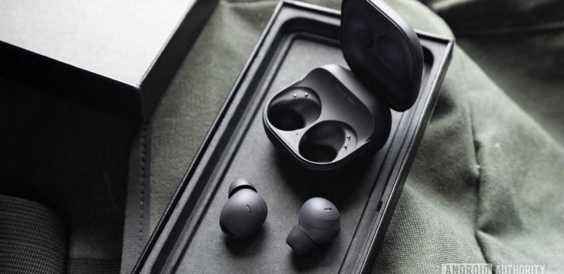 samsung-galaxy-buds-2-pro-earbuds-4-scaled.jpg