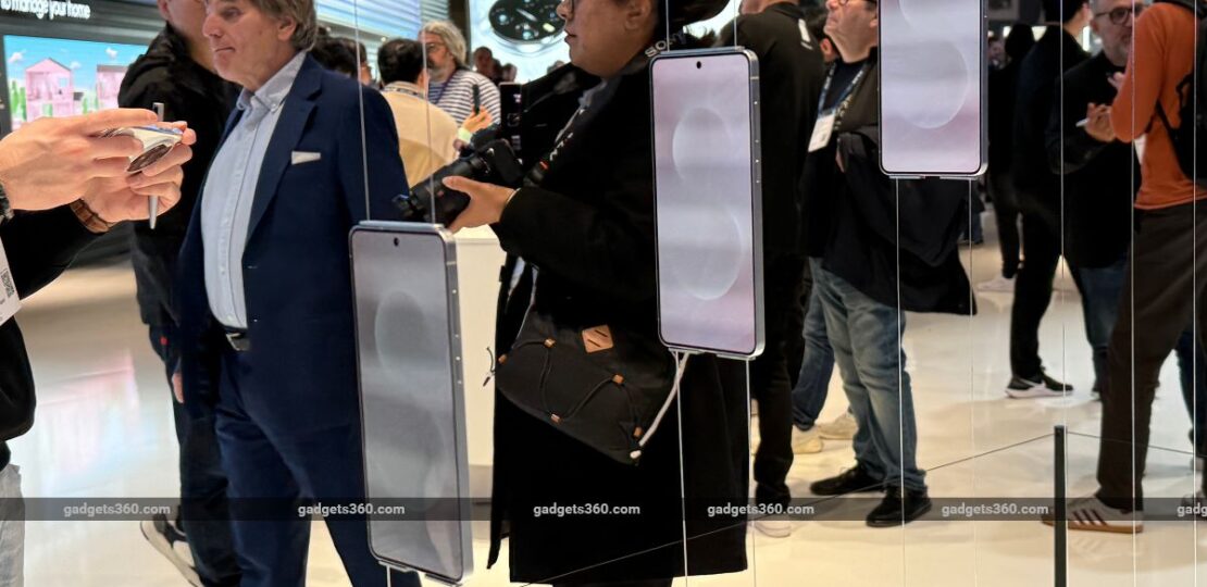 samsung_galaxy_s25_edge_gadgets360_1745927641022.jpg