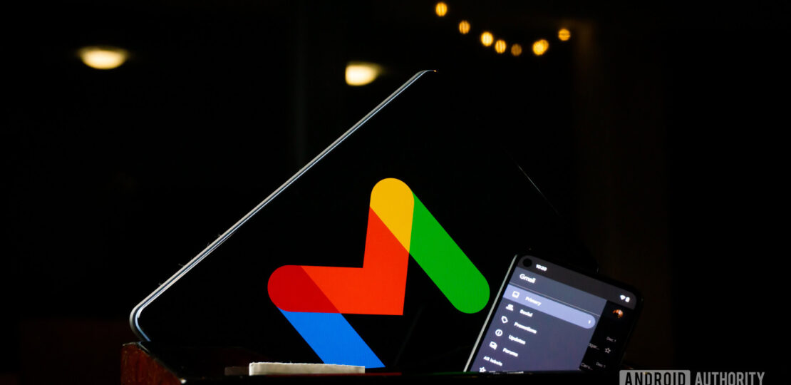 Gmail-on-smartphone-and-tablet-stock-photo-5.jpg