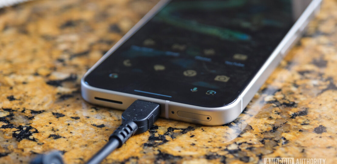 Google-Pixel-9-charging-port-2.jpg