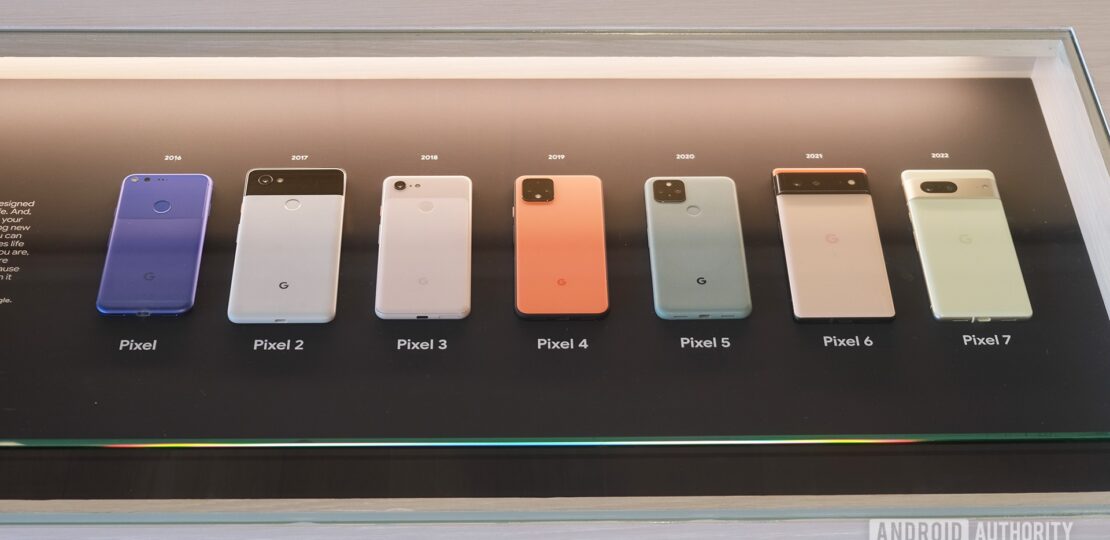 Google-Store-Mountain-View-Google-Pixel-History-Display-Case.jpg