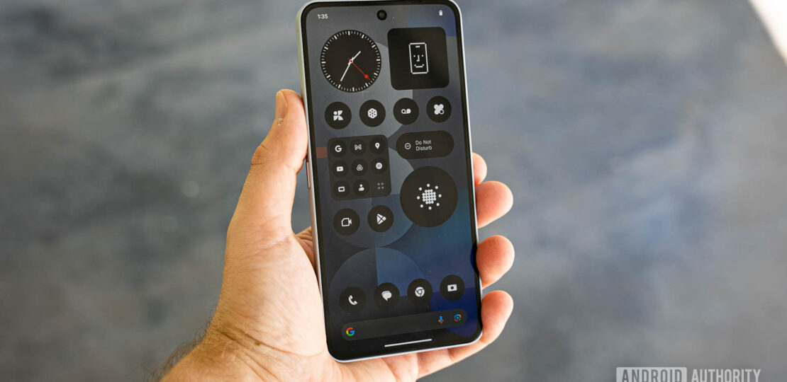 Nothing-Phone-3a-Pro-home-screen-with-Nothing-OS-3.1.jpg