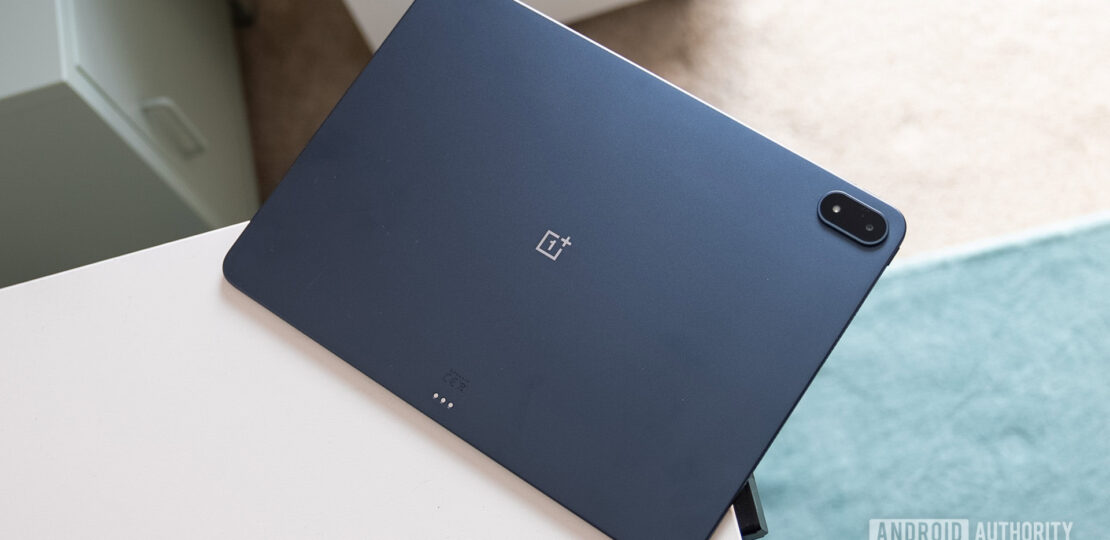 OnePlus-Pad-3-face-down-on-table.jpg