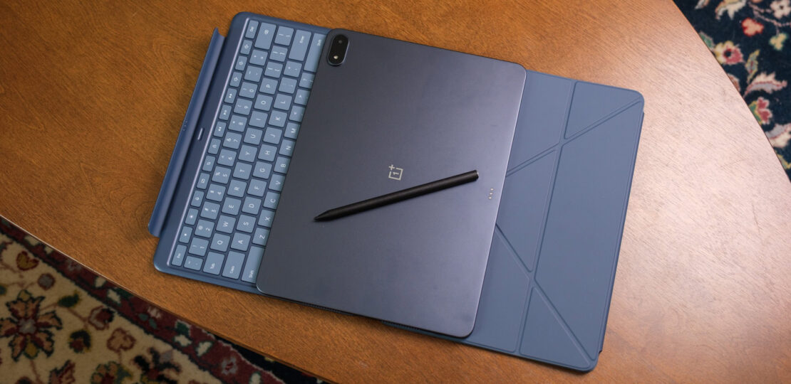 OnePlus-Pad-3-with-accessories.jpg