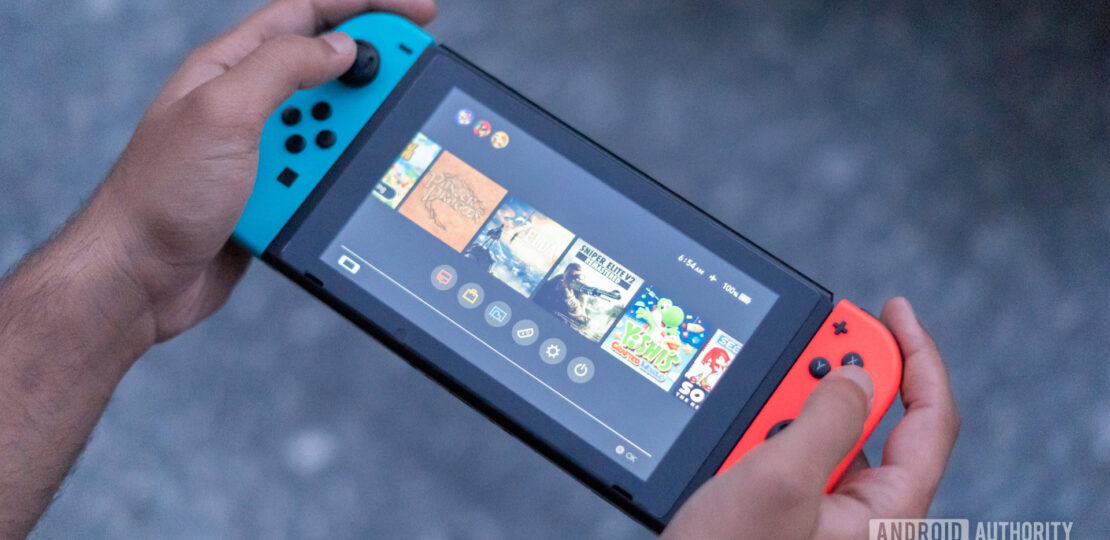 PlayStation-4-and-Nintendo-Switch-11.jpg