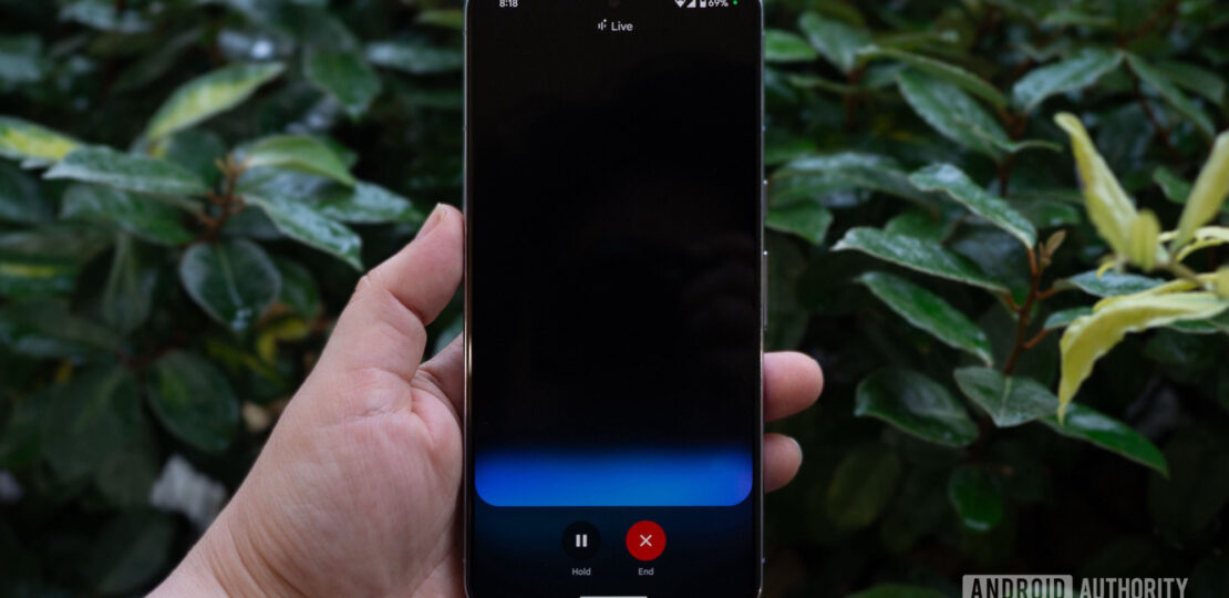 google-gemini-live-fullscreen-listening.jpg