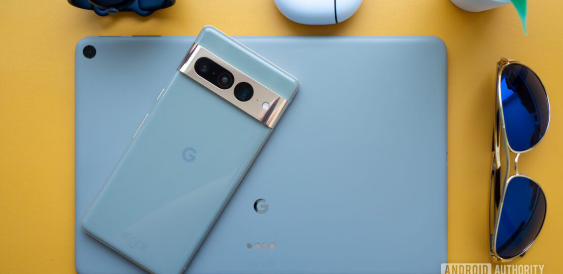 google-pixel-tablet-pixel-7-pro-hazel-1-scaled.jpg