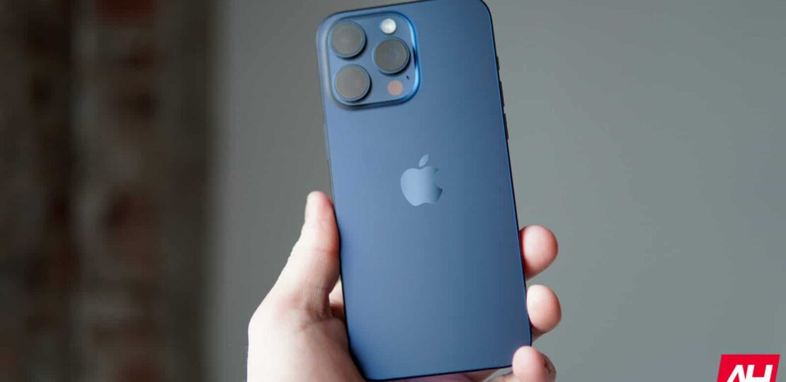 iPhone-15-Pro-Max-AM-AH-2.jpg
