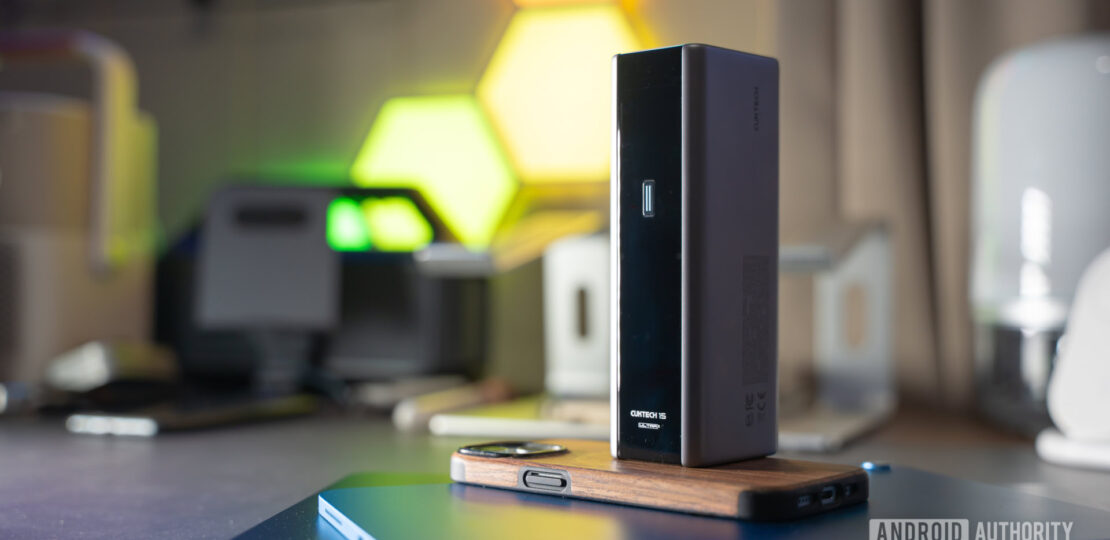 CUKTECH-15-Ultra-Power-Bank-16.jpg