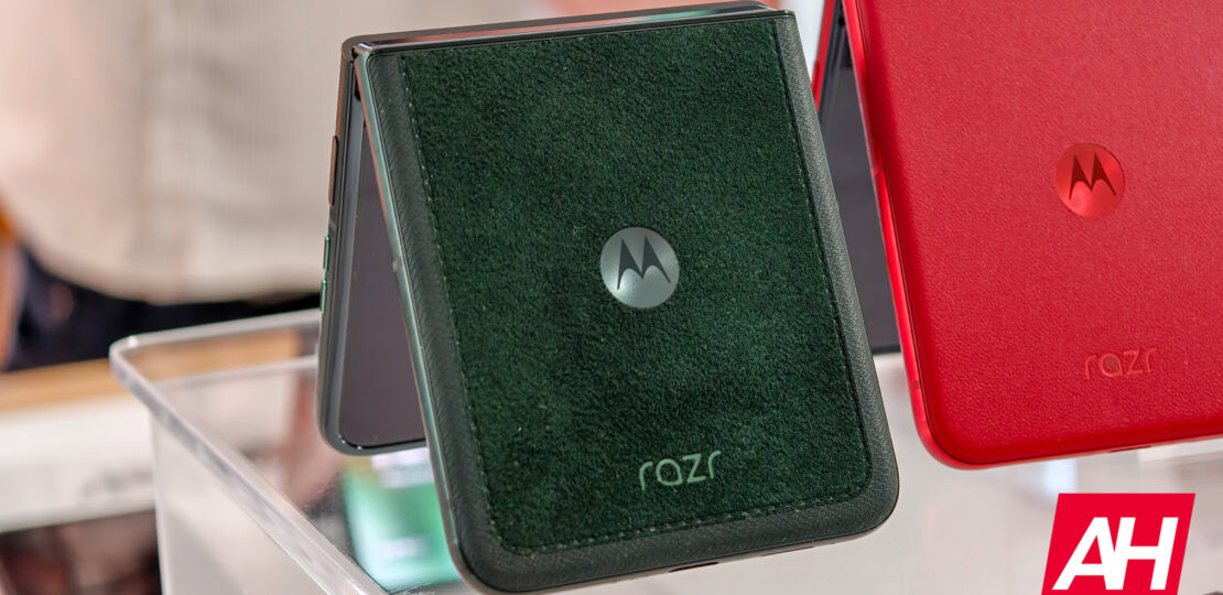 Motorola-Razr-Ultra-AM-AH-38.jpg