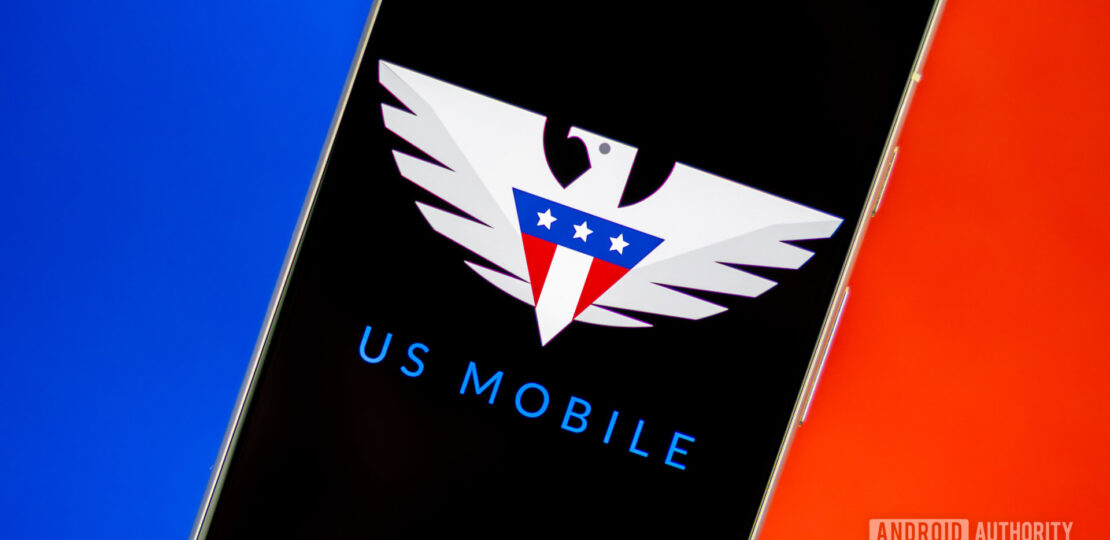 US-Mobile-logo-on-smartphone-stock-photo-3.jpg