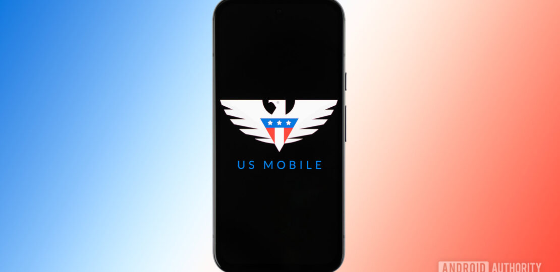 US-Mobile-logo-on-smartphone-with-colored-background-stock-photo.jpg