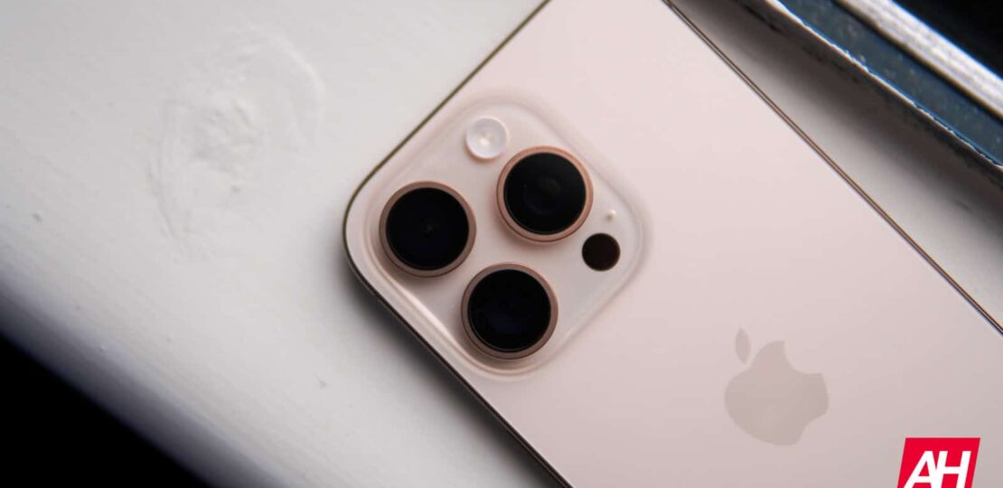 Apple-iPhone-16-Pro-AH.jpg