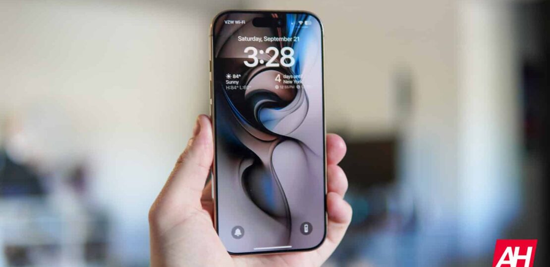 Apple-iPhone-16-Pro-AH-2.jpg
