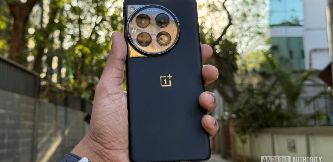 OnePlus-12-scaled.jpg