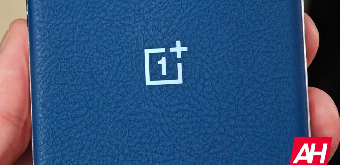 OnePlus-13-AM-AH-06-1.jpg